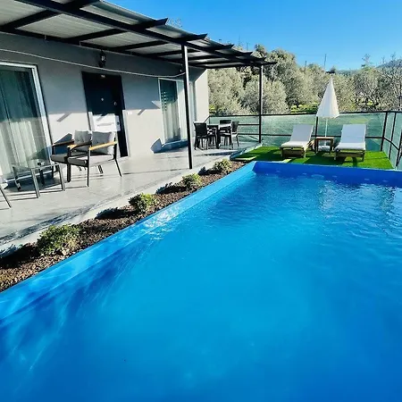 Santana Villa *