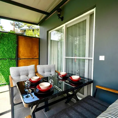 Santana Villa